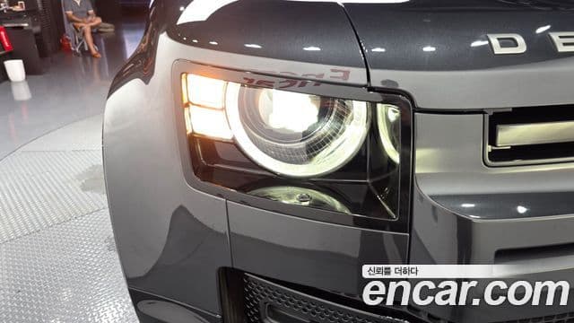 Land Rover Defender 2025 — Şəkil 27/34