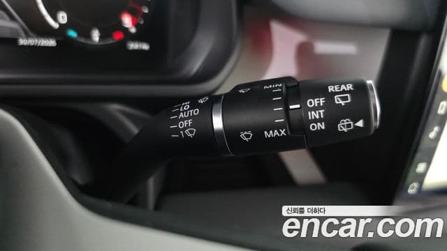 Land Rover Defender 2025 — Şəkil 28/34