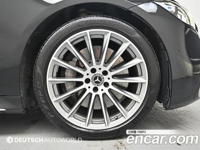 Mercedes-Benz S-Class 2021 — Photo 18/20