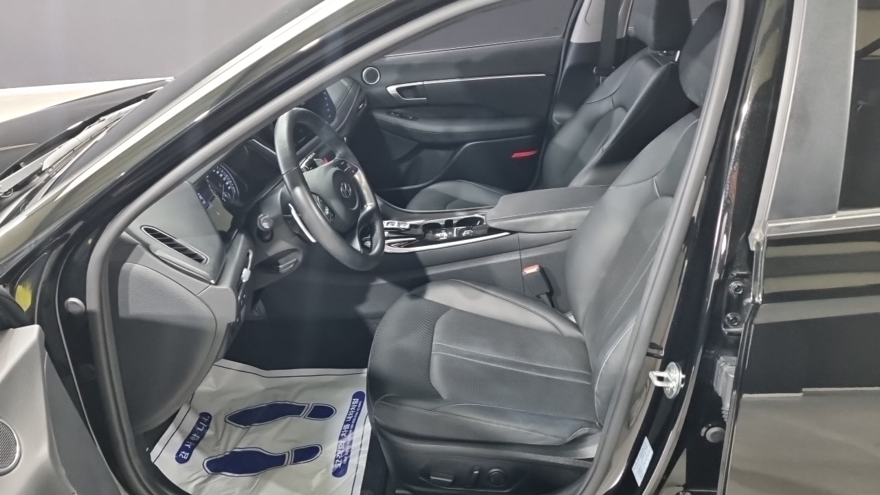 Hyundai Sonata 2021 — Фото 9/18