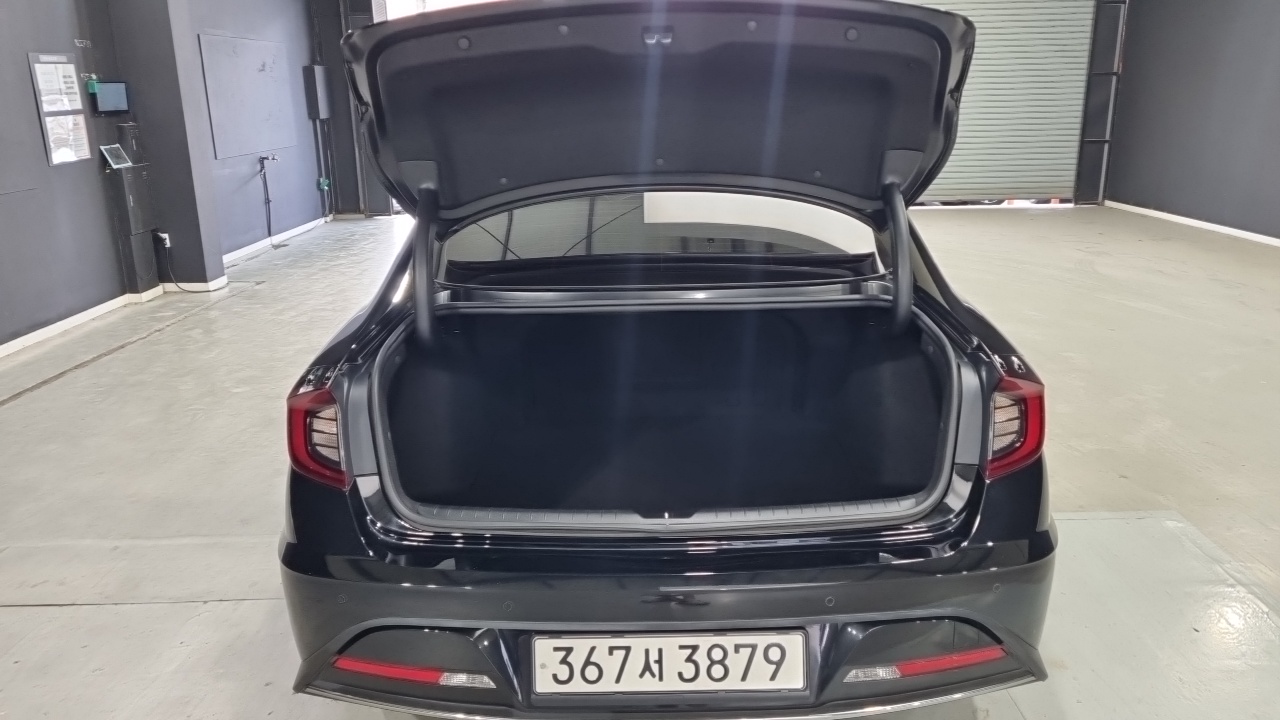 Hyundai Sonata 2021 — Фото 11/18