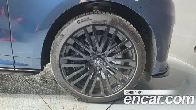 Land Rover Range Rover Sport 2025 — Photo 25/34