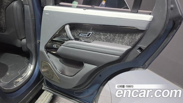 Land Rover Range Rover Sport 2025 — Photo 5/34