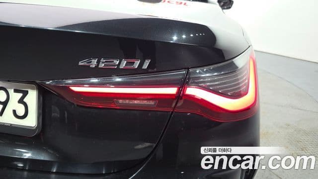 BMW 4 Series 2021 — ფოტო 16/30