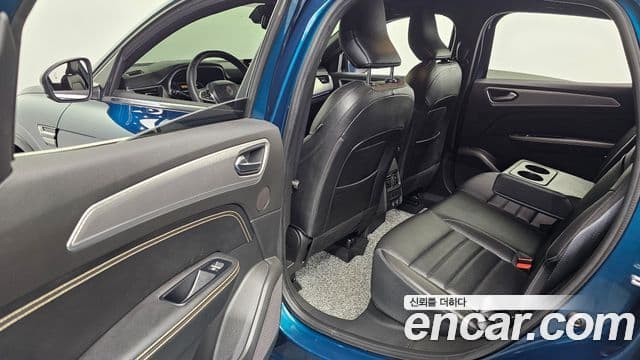 Renault Samsung Arkana 2024 — ფოტო 17/20
