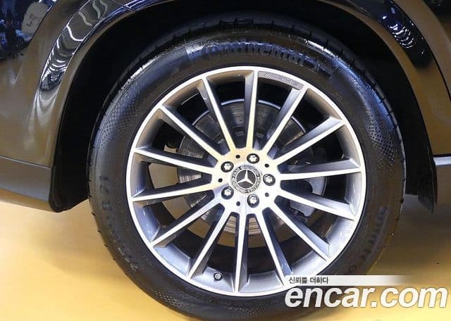 Mercedes-Benz GLE-Class 2023 — Фото 4/20