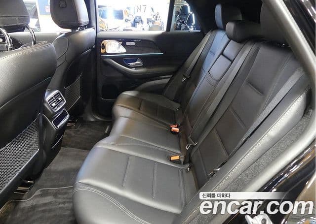 Mercedes-Benz GLE-Class 2023 — Фото 17/20