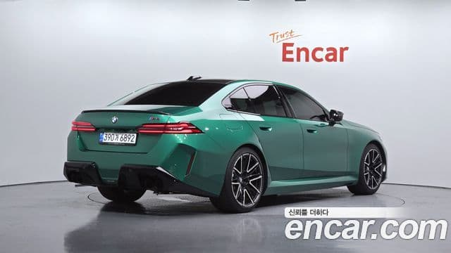 BMW M5 2026 — Şəkil 10/30