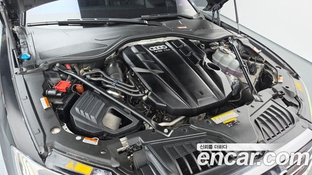 Audi A8 2020 — Şəkil 19/20