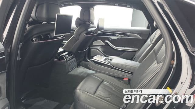 Audi A8 2020 — Şəkil 17/20