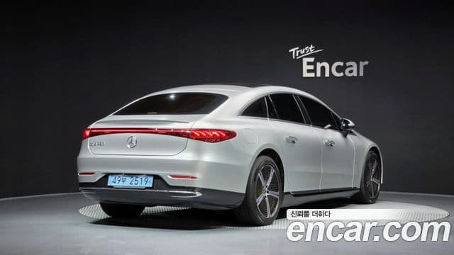 Mercedes-Benz EQS 2022 — ფოტო 26/36