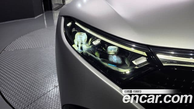 Mercedes-Benz EQS 2022 — ფოტო 17/36