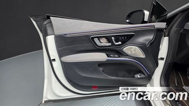 Mercedes-Benz EQS 2022 — ფოტო 27/36