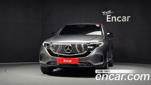 Mercedes-Benz EQC 2020 — ფოტო 16/35