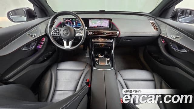 Mercedes-Benz EQC 2020 — ფოტო 9/35