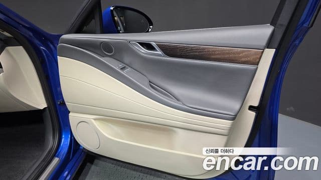 Genesis G80 2021 — Photo 14/36