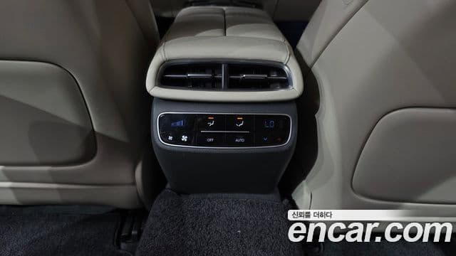 Genesis G80 2021 — Photo 2/36