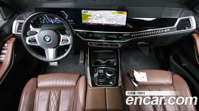 BMW X7 2023 — Фото 7/20