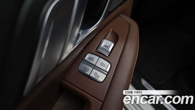 BMW X7 2023 — Şəkil 21/40