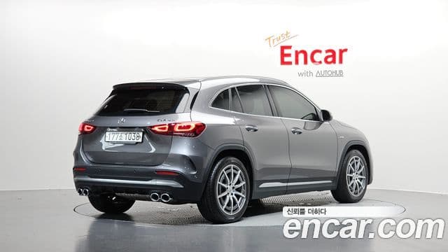 Mercedes-Benz GLA-Class 2021 — Фото 2/20