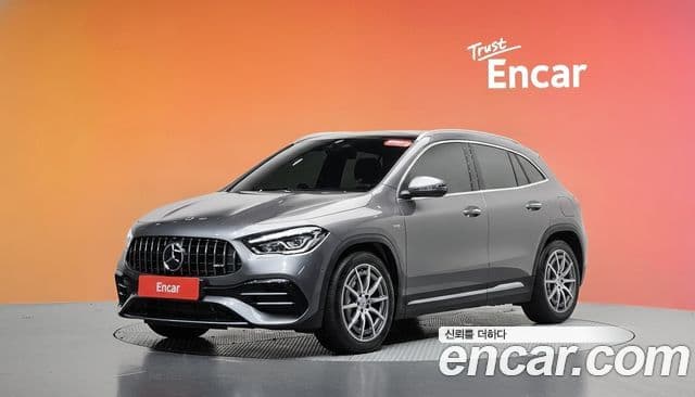 Mercedes-Benz GLA-Class 2021 — Фото 1/20