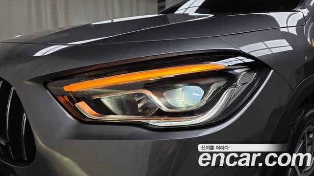 Mercedes-Benz GLA-Class 2021 — Photo 30/32