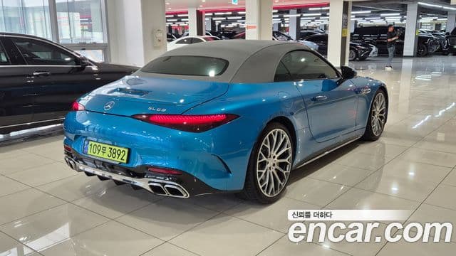 Mercedes-Benz SL-Class 2023 — Photo 17/20