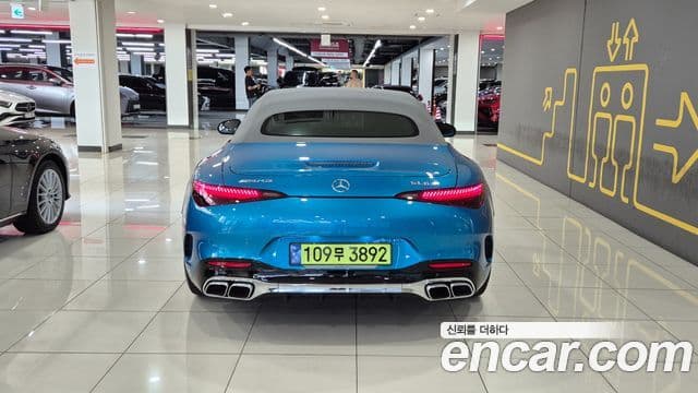 Mercedes-Benz SL-Class 2023 — Photo 8/20