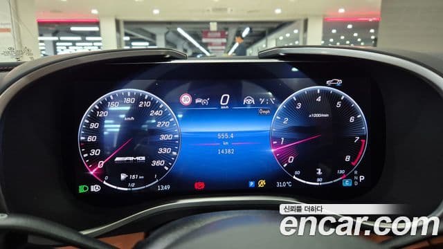 Mercedes-Benz SL-Class 2023 — Photo 15/20