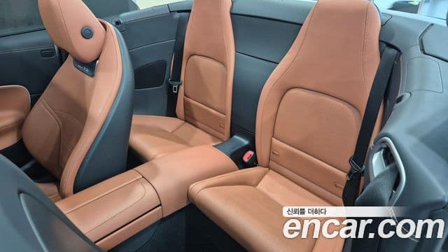 Mercedes-Benz SL-Class 2023 — Photo 18/20
