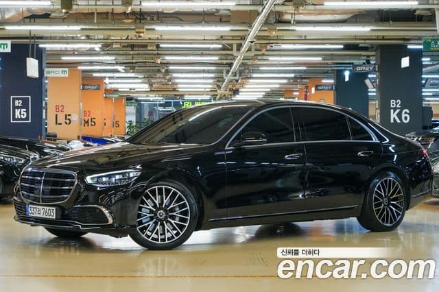 Mercedes-Benz S-Class 2022 — ფოტო 8/20