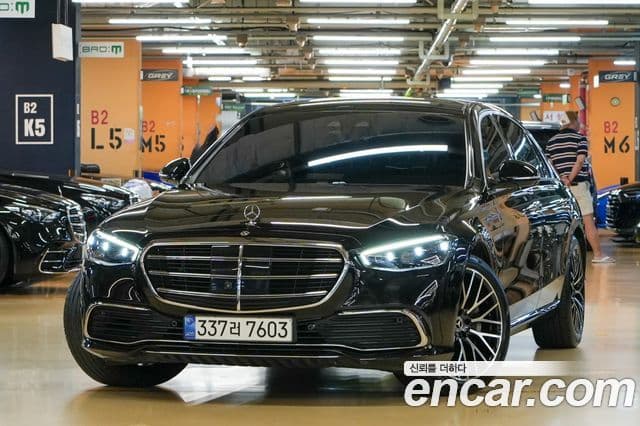 Mercedes-Benz S-Class 2022 — ფოტო 7/20