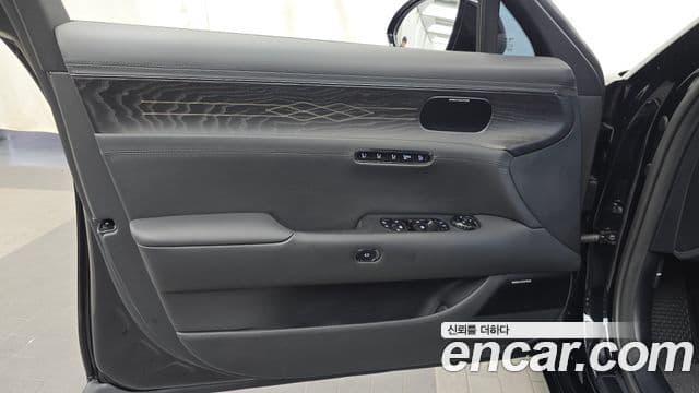 Genesis G90 2025 — Şəkil 9/33