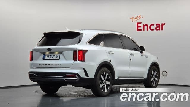 Kia Sorento 2021 — Фото 2/20