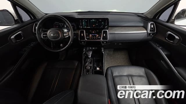 Kia Sorento 2021 — Фото 7/20