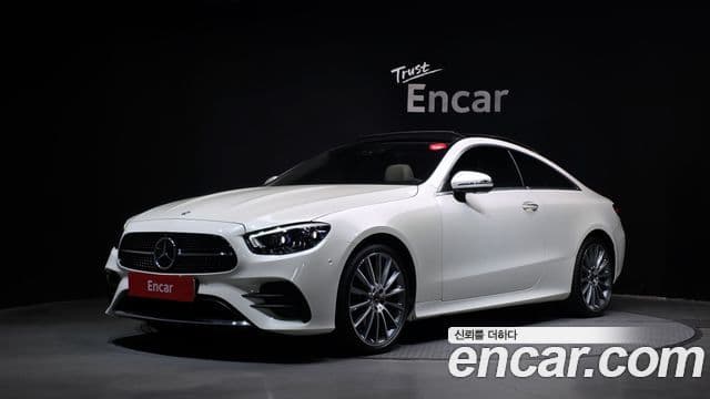 Mercedes-Benz E-Class 2021 — Фото 1/20