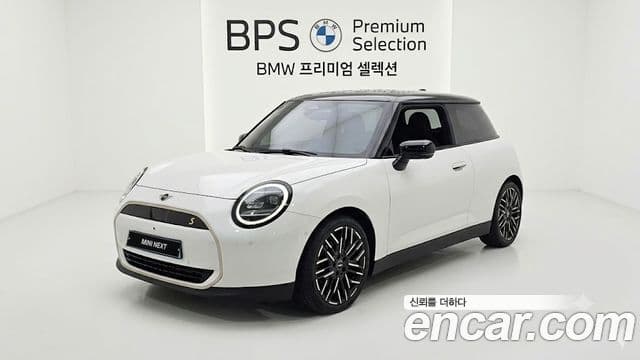 Mini Cooper Electric 2024 — ფოტო 2/20