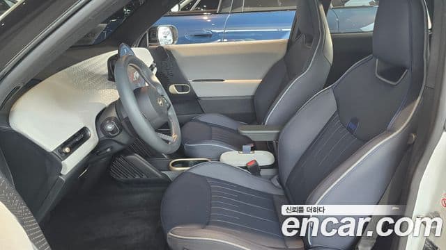 Mini Cooper Electric 2024 — ფოტო 7/20