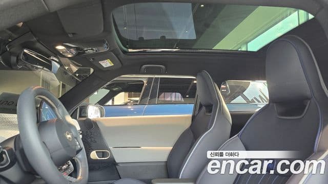 Mini Cooper Electric 2024 — ფოტო 20/20
