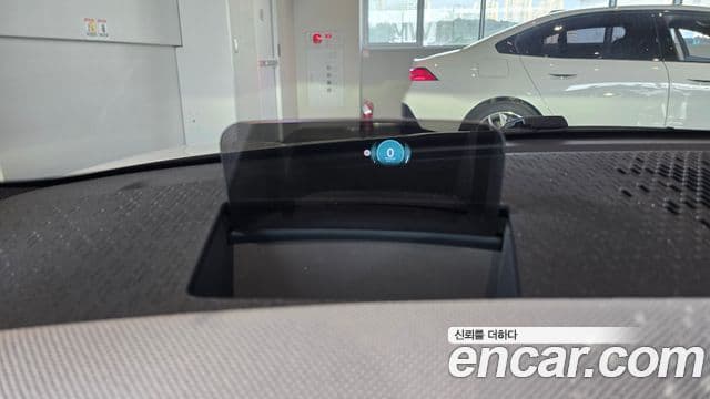 Mini Cooper Electric 2024 — ფოტო 17/20