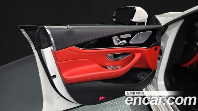 Mercedes-Benz AMG GT 2022 — Şəkil 23/33