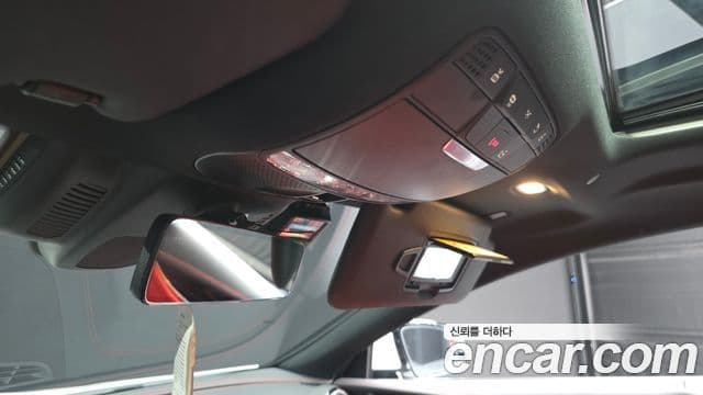 Mercedes-Benz AMG GT 2022 — Şəkil 10/33