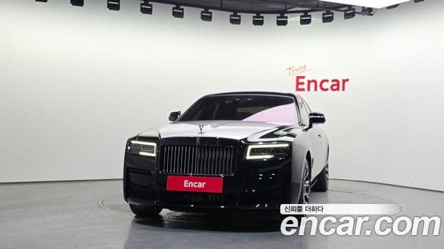 Rolls-Royce Ghost 2023 — ფოტო 7/20