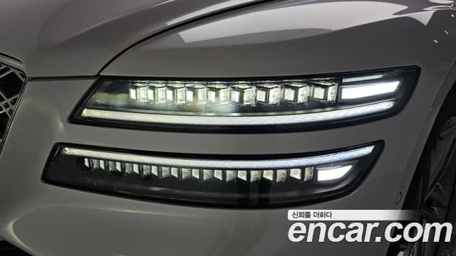 Genesis G80 2025 — Şəkil 32/37