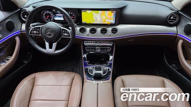 Mercedes-Benz E-Class 2019 — Фото 7/20