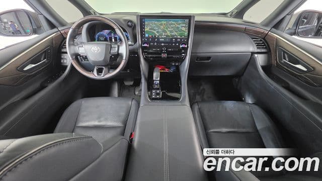 Toyota Alphard 2024 — Photo 3/20