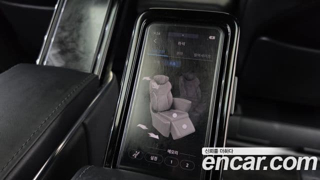 Toyota Alphard 2024 — Photo 16/20