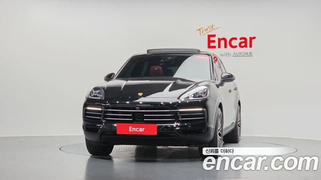 Porsche Cayenne 2022 — Photo 21/32