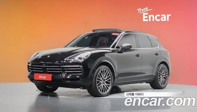 Porsche Cayenne 2022 — Photo 20/32