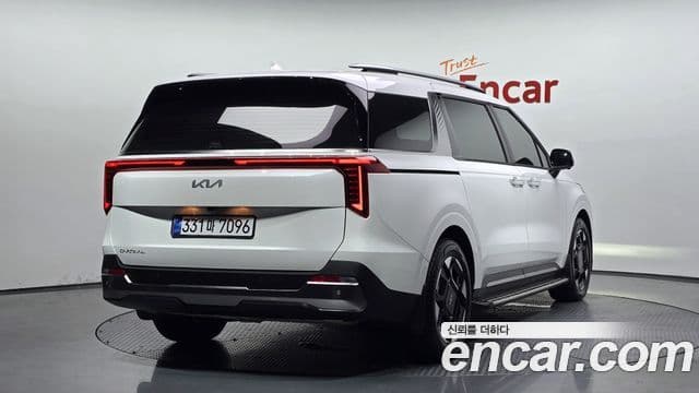 Kia Carnival 2026 — Фото 2/20